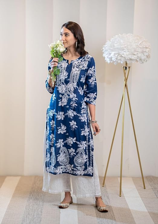 Women’s Rayon Blend Chikankari Embroidered Straight Kurta